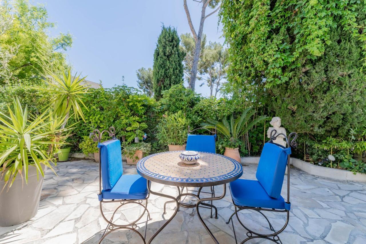 Le Patio Des Mimosas Par Dodo-A-Cassis Panzió Kültér fotó