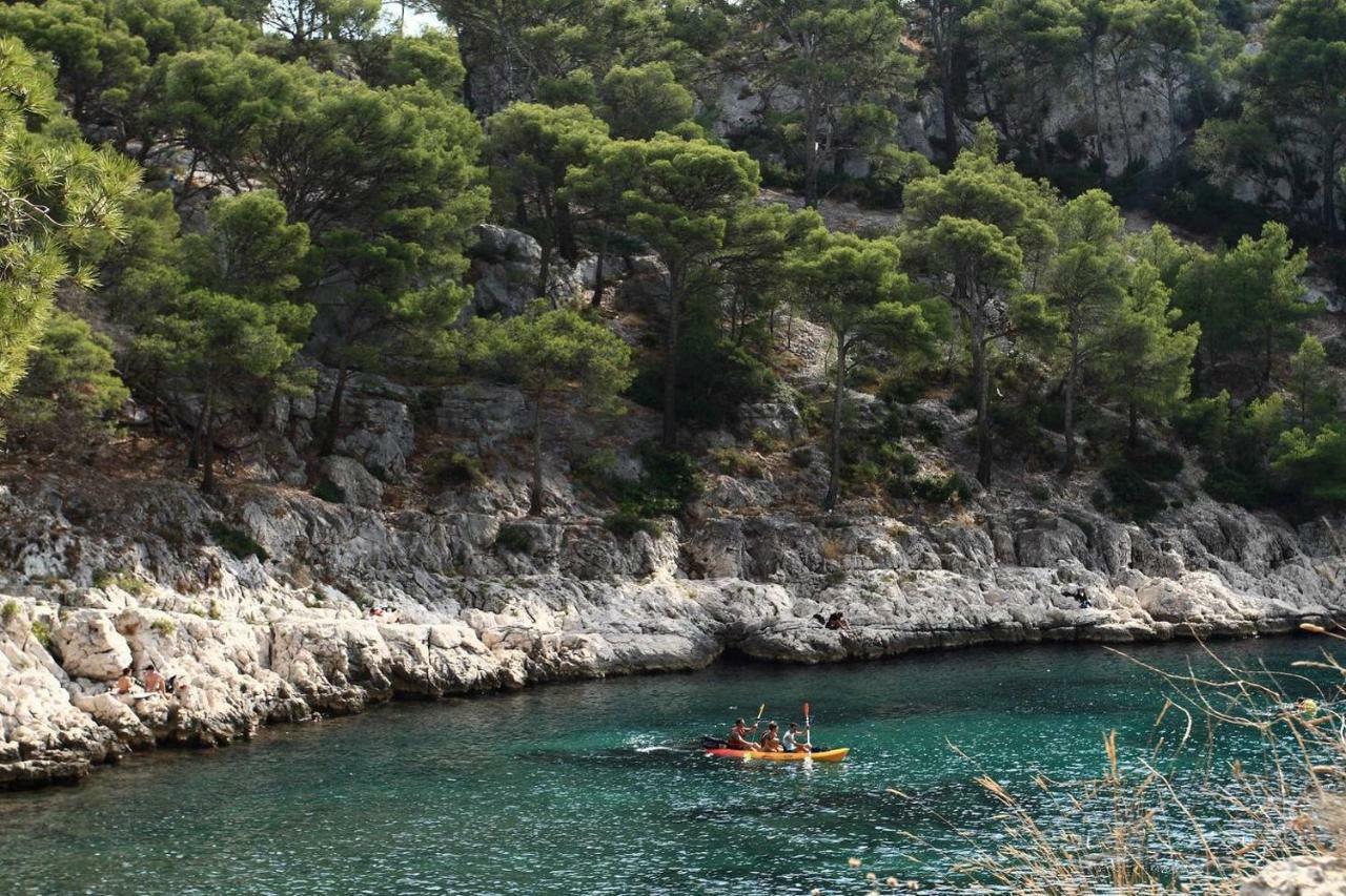 Le Patio Des Mimosas Par Dodo-A-Cassis Panzió Kültér fotó